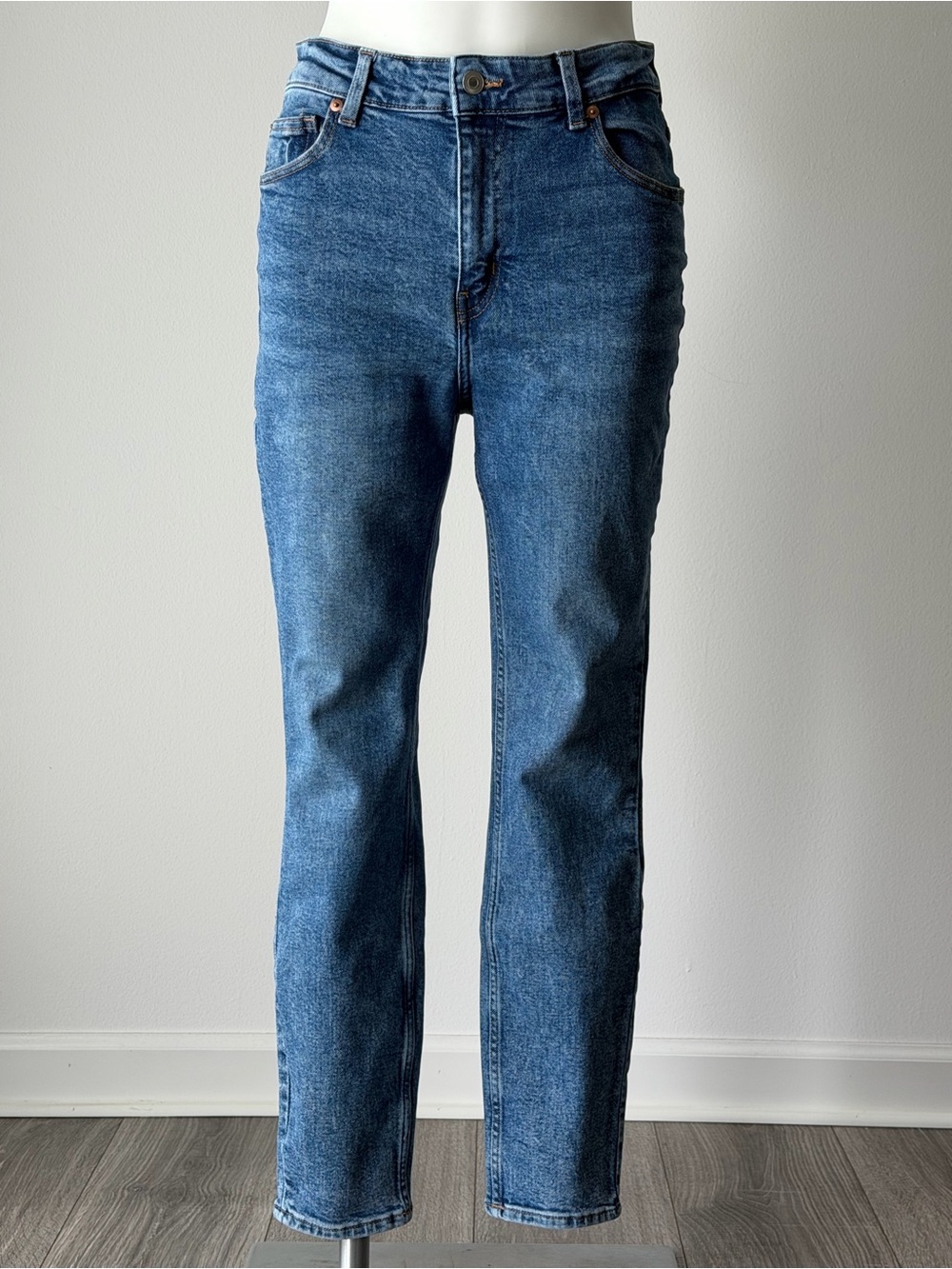 H&M Classic Blue Stretch Straight-Leg Jeans